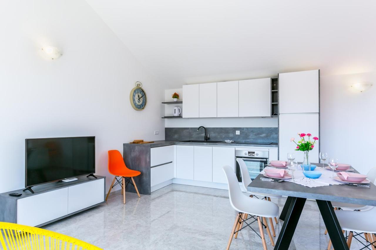 Appartement Nevia à Medulin Extérieur photo