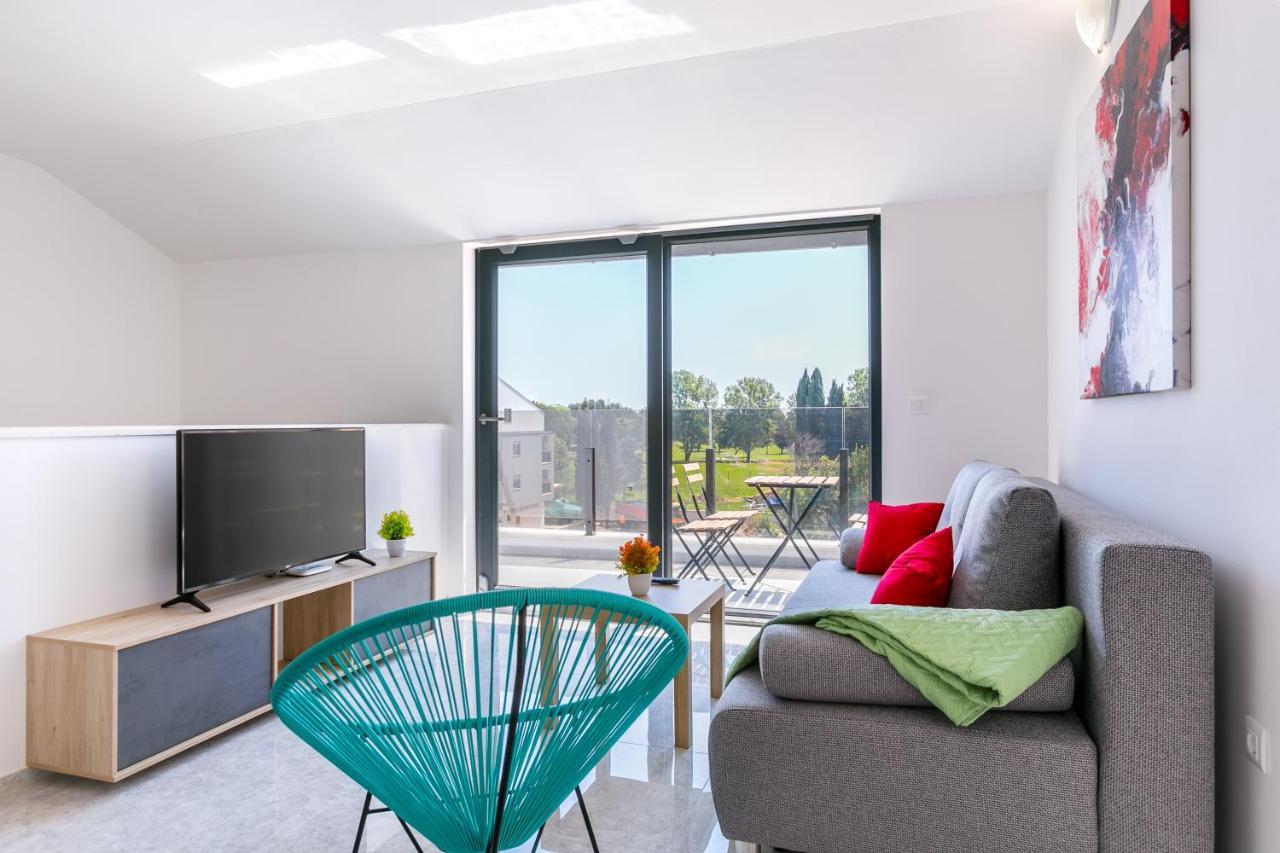 Appartement Nevia à Medulin Extérieur photo