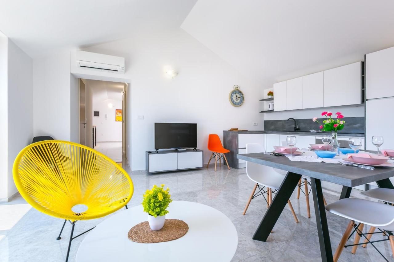 Appartement Nevia à Medulin Extérieur photo