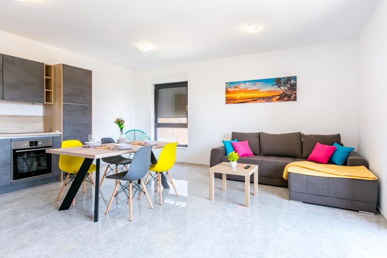 Appartement Nevia à Medulin Extérieur photo