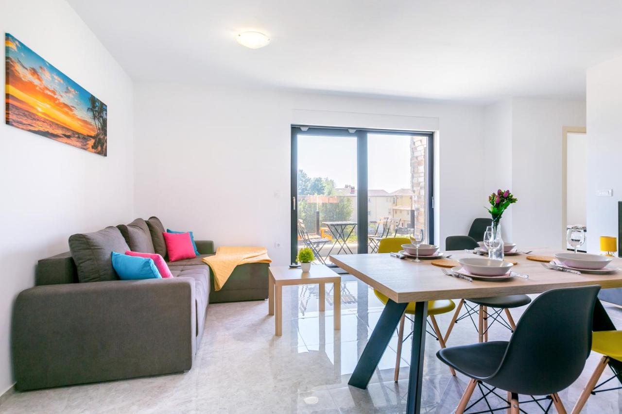 Appartement Nevia à Medulin Extérieur photo