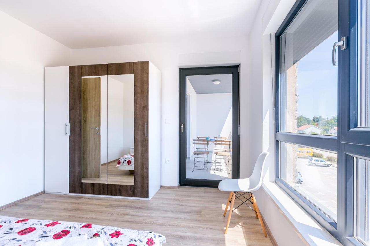 Appartement Nevia à Medulin Extérieur photo